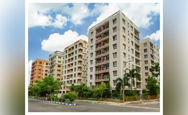 Mid-rise residential apartment buildings for rent in Lucknow by Agarwal Property Dealers