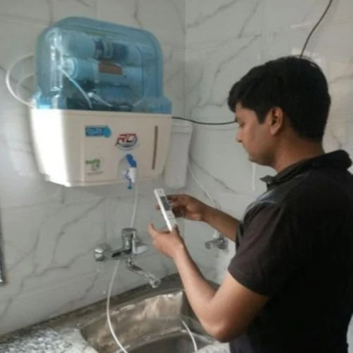 RO purifier installed in a customer kitchen — Agarwal Sales Corporations, Indira Nagar, Lucknow