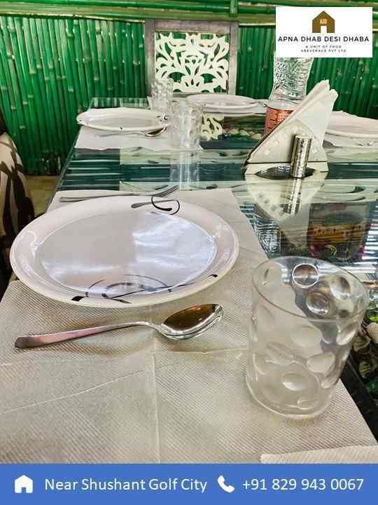 Table setting at Apna Dhaba, Ahmamau Lucknow