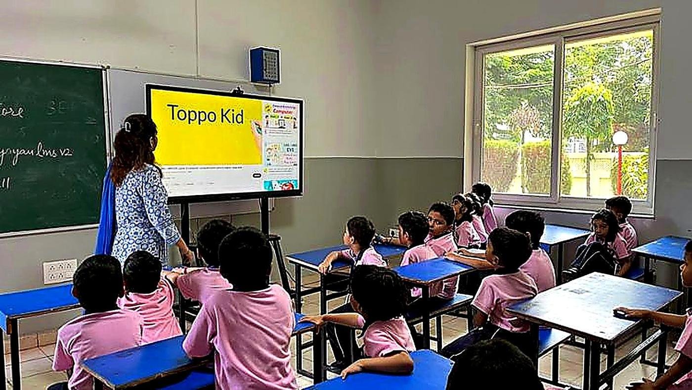 Smart class digital board session in progress
