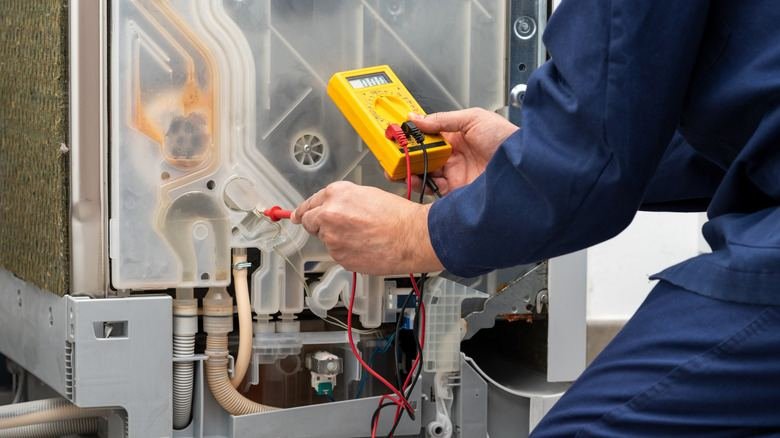 Washing machine diagnosis with multimeter — Fine Electricals, Tiwariganj, Lucknow