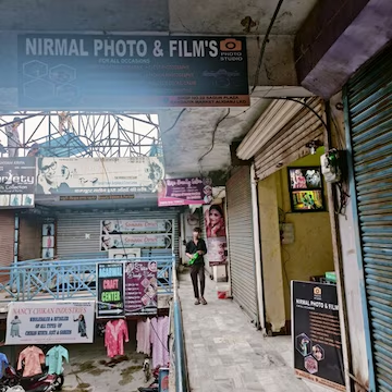 Nirmal Photo and Films studio exterior lane view, Aliganj, Lucknow