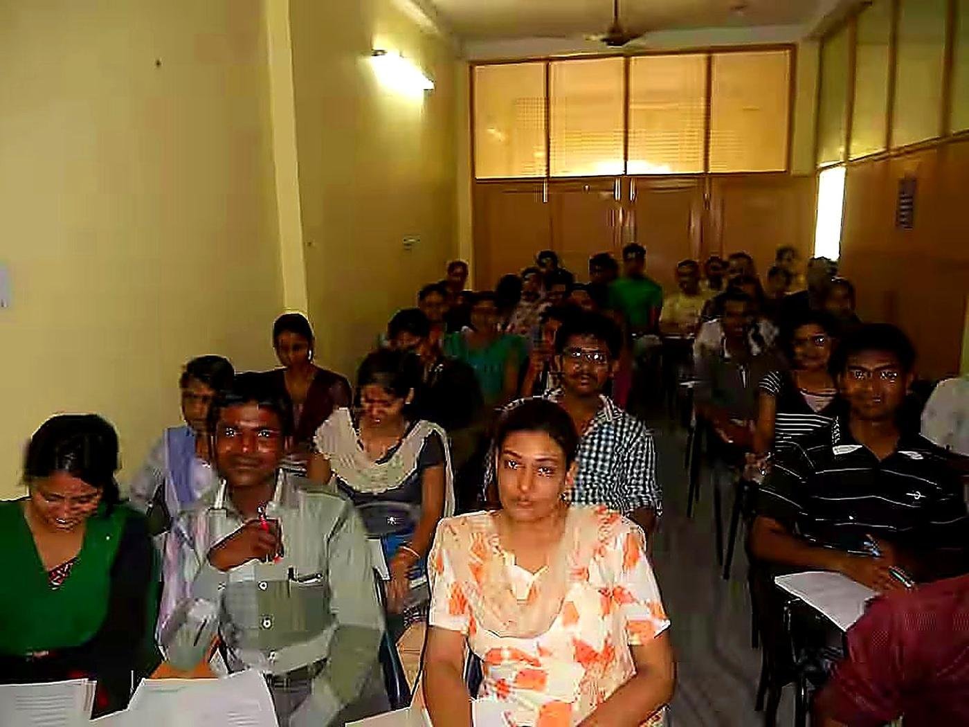 Classroom full of competitive exam aspirants