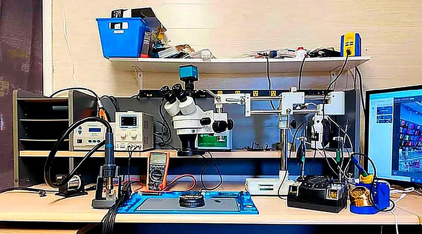 Mobile repair workstation with microscope and tools — chip-level motherboard repair in Indira Nagar, Lucknow